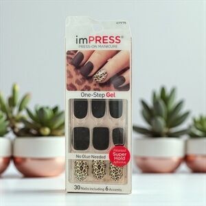 imPRESS One-Step Gel Press-On Nails | Matte Black & Leopard Accent | 30 Nails